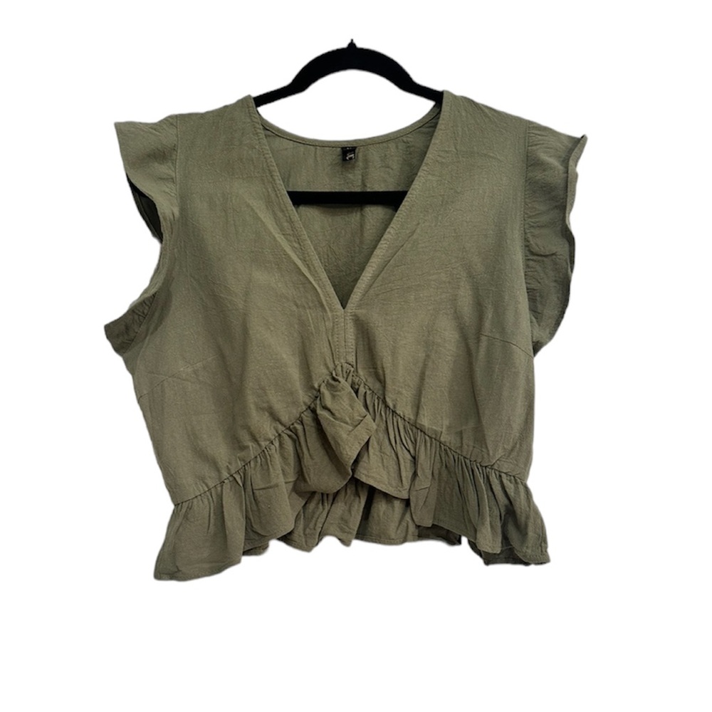 Fancyinn Women’s Deep V Neck Crop Top